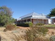 Dr Bartlett's Residence side elevation