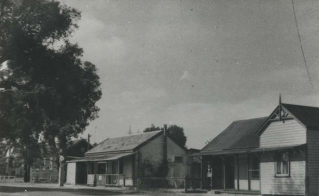 Commercial building and post office