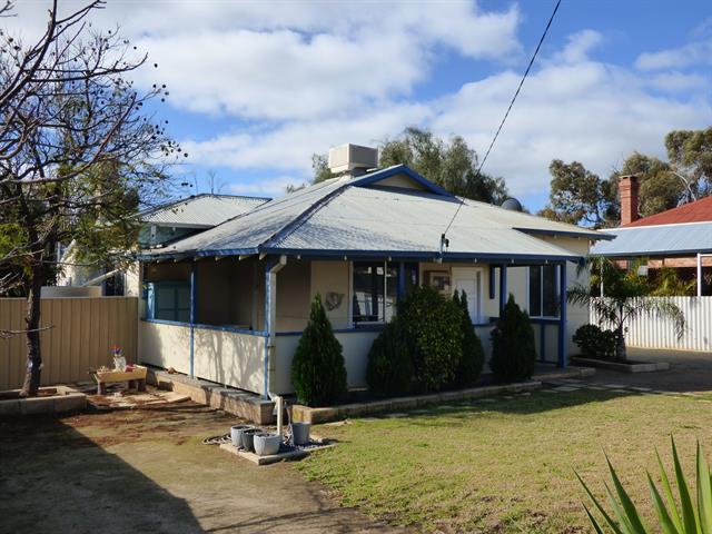 No 24 Kitchener Rd southwest
